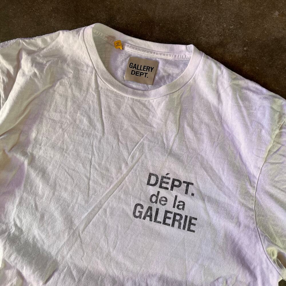 Men’s designer gallery department “Dèpt de la galerie” white T-shirt size L